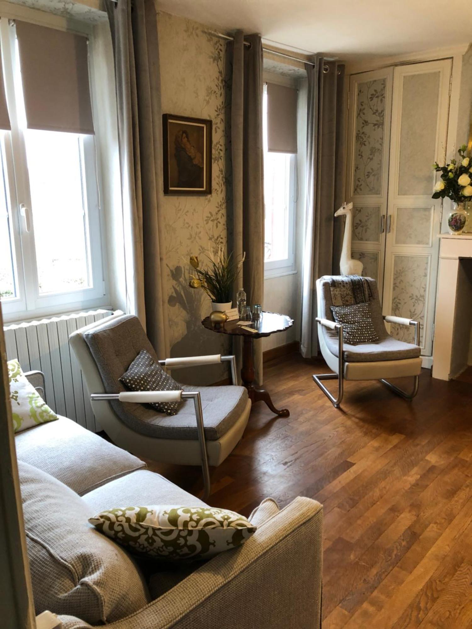 Bed and Breakfast Le Voyageur Saint-Bonnet-Troncais Экстерьер фото